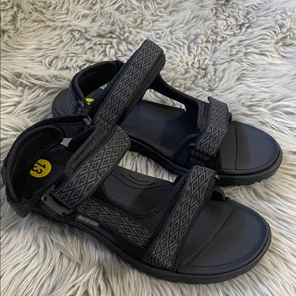 Northside Black Sandals